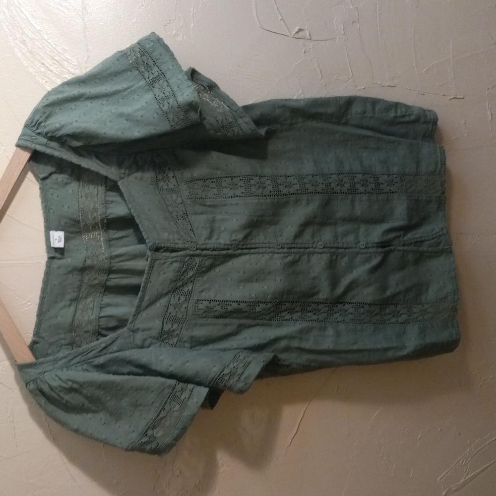 Old Navy Green lightweight  button down Blouse Size Small - Picture 6 of 7